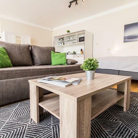 Apartment Kaiserstrasse Виена Екстериор снимка