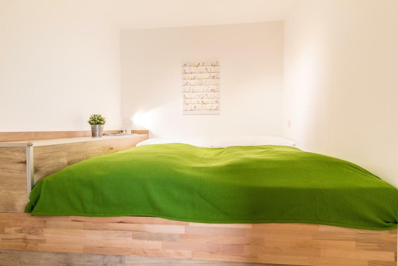 Apartment Kaiserstrasse Виена Екстериор снимка