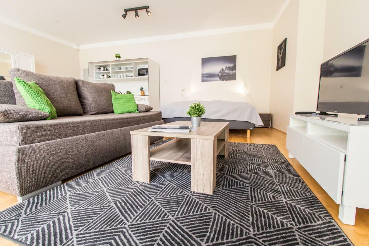 Apartment Kaiserstrasse Виена Екстериор снимка