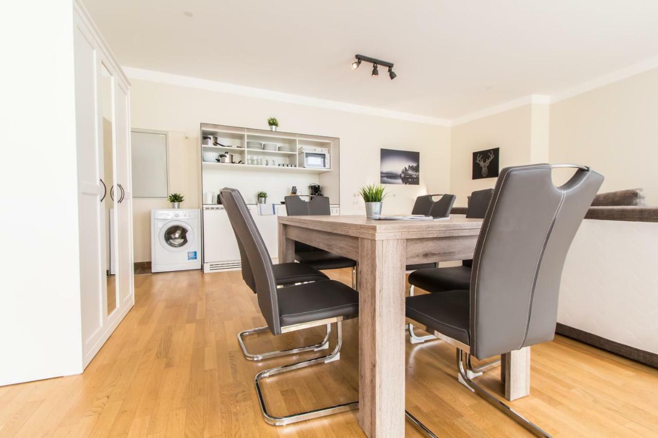 Apartment Kaiserstrasse Виена Екстериор снимка